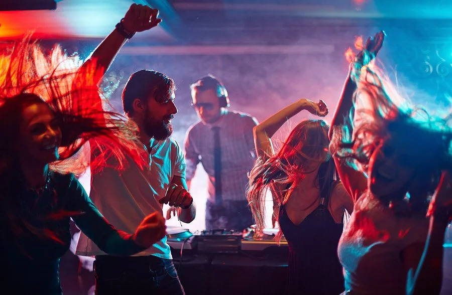 5 Ways to Stay Sober at Special Events and Social Gatherings.