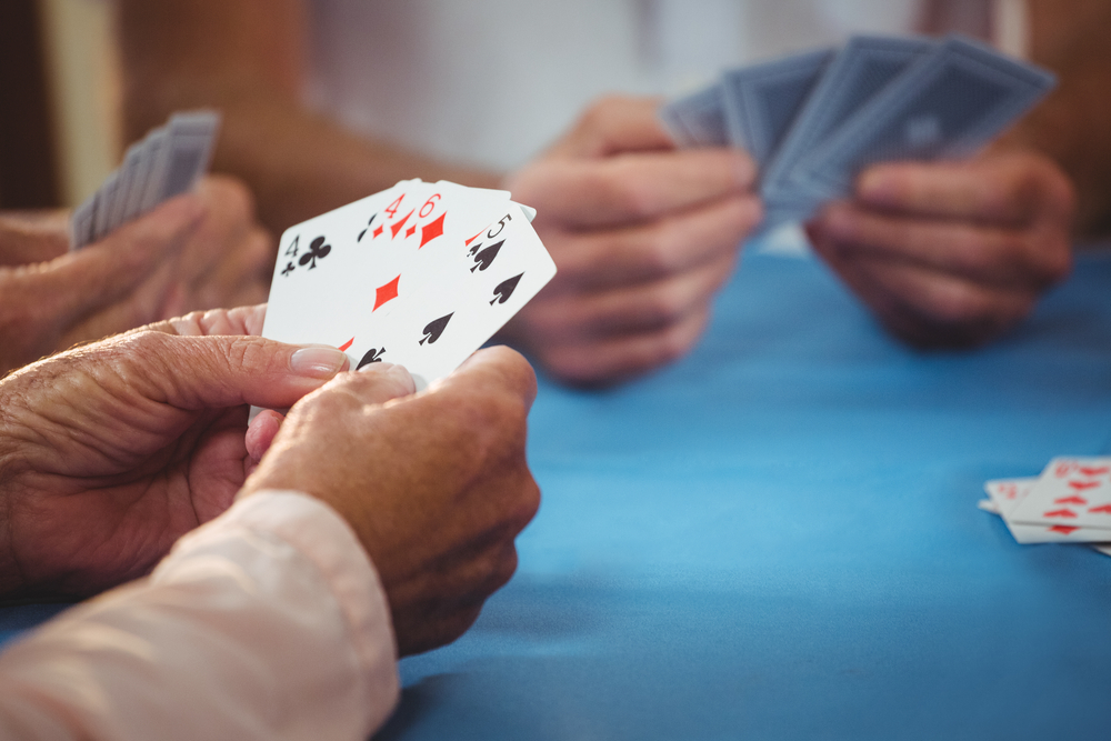 3 Ways That Simple Card Games Help You Be A Better Poker Player