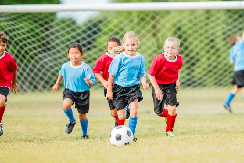 7 Benefits of Playing Sports Activities for Kids