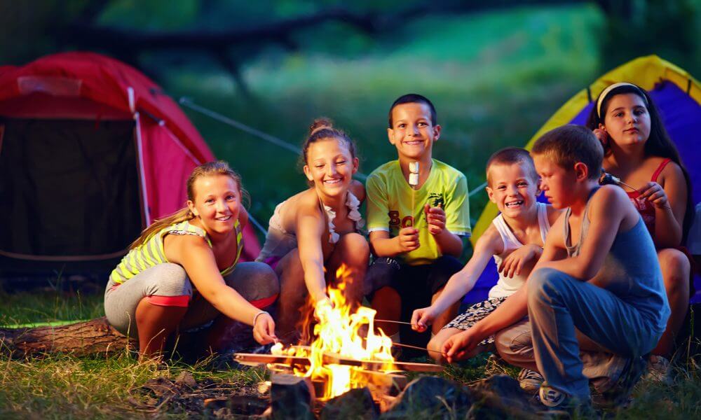 Five Reasons Why You Should Send Your Child to Summer Camp