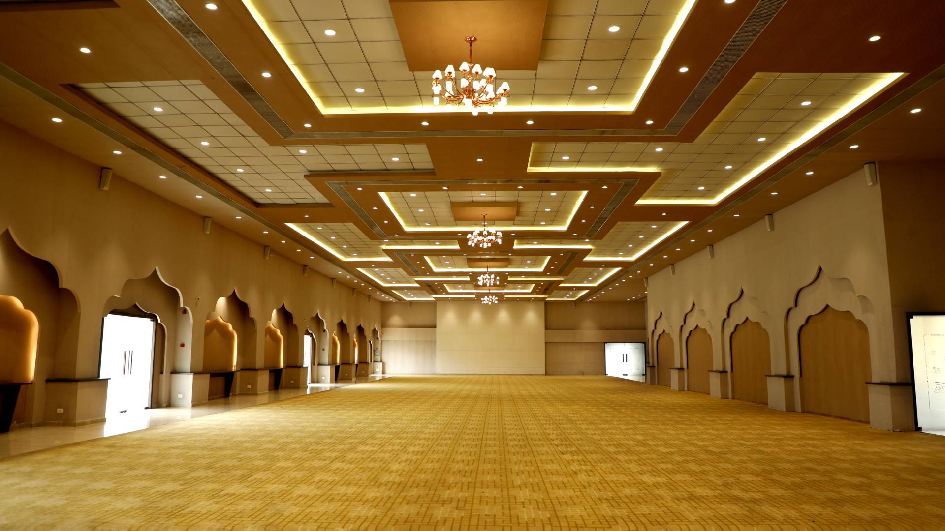 IMPORTANCE OF A BANQUET HALL